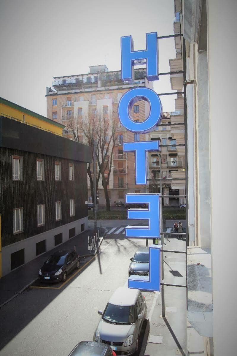 Hotel Corallo Milán Exterior foto